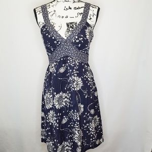 Forever 21 | Padded Blue Floral Dress | Size M